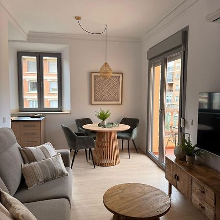 Life Apartments Alameda Colon Malaga Exterior photo