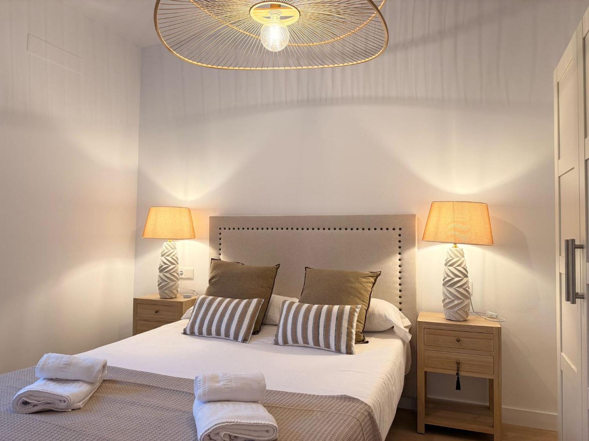 Life Apartments Alameda Colon Malaga Exterior photo