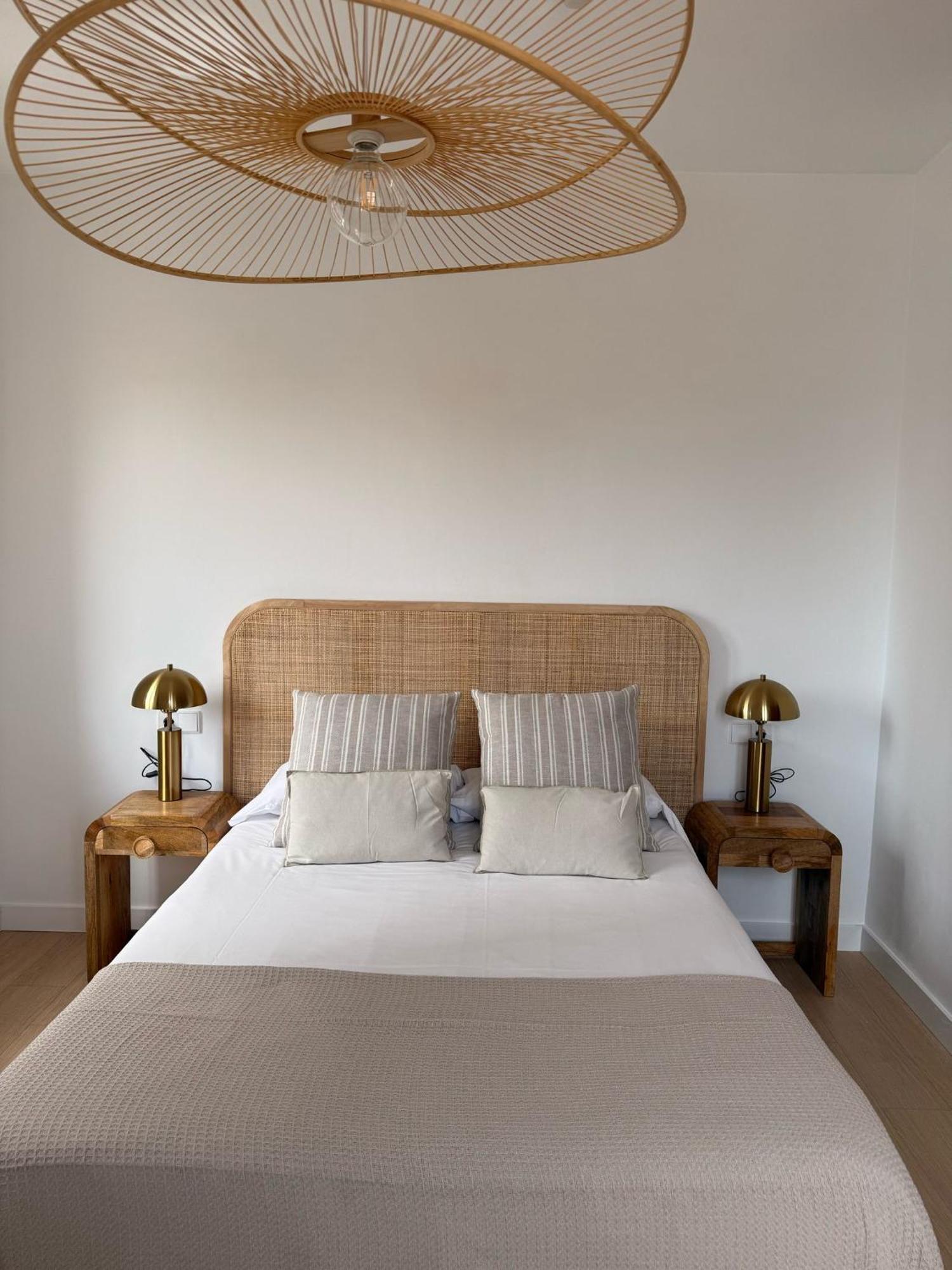 Life Apartments Alameda Colon Malaga Exterior photo