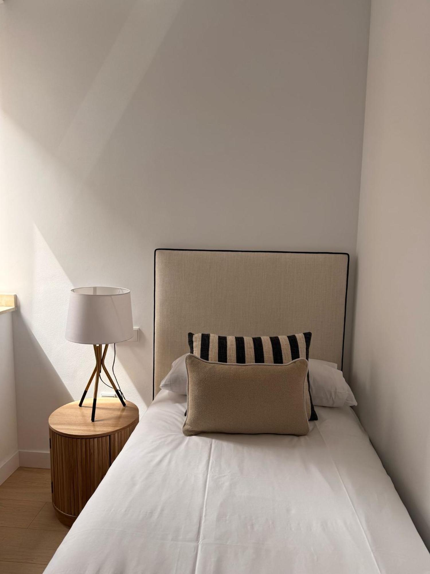 Life Apartments Alameda Colon Malaga Exterior photo
