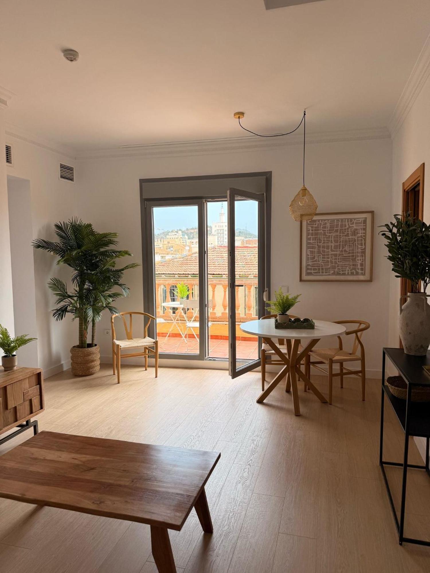 Life Apartments Alameda Colon Malaga Exterior photo